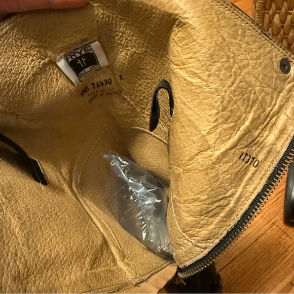 FRYE Melissa Button Back Zip Snap Leather boots - Picture 7 of 12